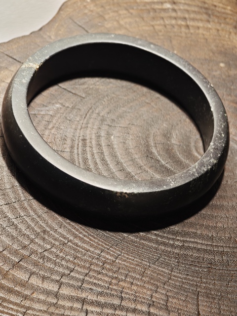 古玩玉器明清煤精石鐲真品鑒賞圖