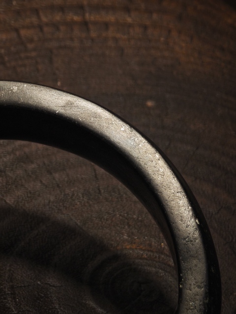 古玩玉器明清煤精石鐲真品鑒賞圖