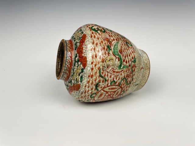 古玩陶瓷清早期·五彩獅子繡球罐拍賣，當(dāng)前價格0元