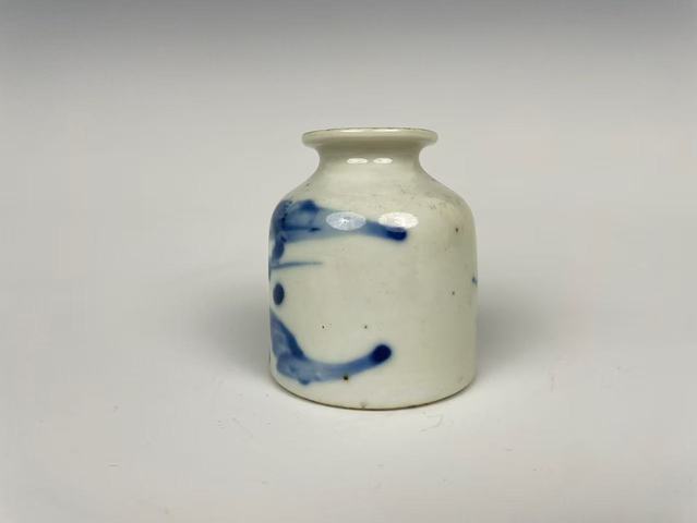 古玩陶瓷清晚期·青花山水水盂拍賣(mài)，當(dāng)前價(jià)格0元