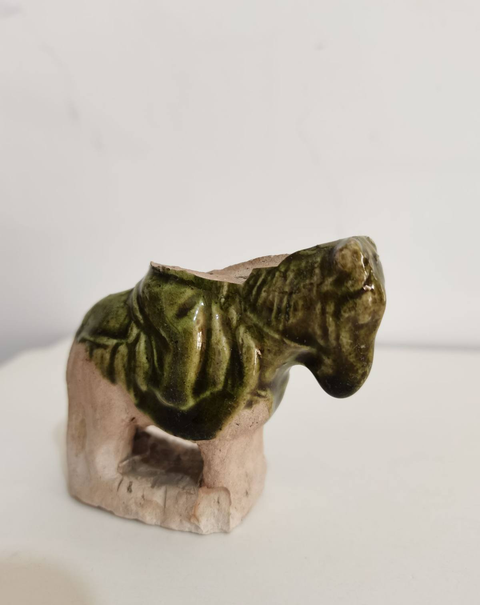 古玩陶瓷綠釉瓷塑拍賣，當(dāng)前價(jià)格0元