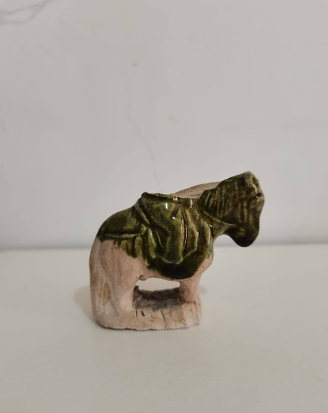 古玩陶瓷綠釉瓷塑拍賣，當(dāng)前價(jià)格0元