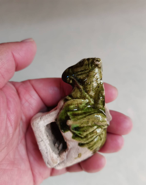 古玩陶瓷綠釉瓷塑拍賣，當(dāng)前價(jià)格0元