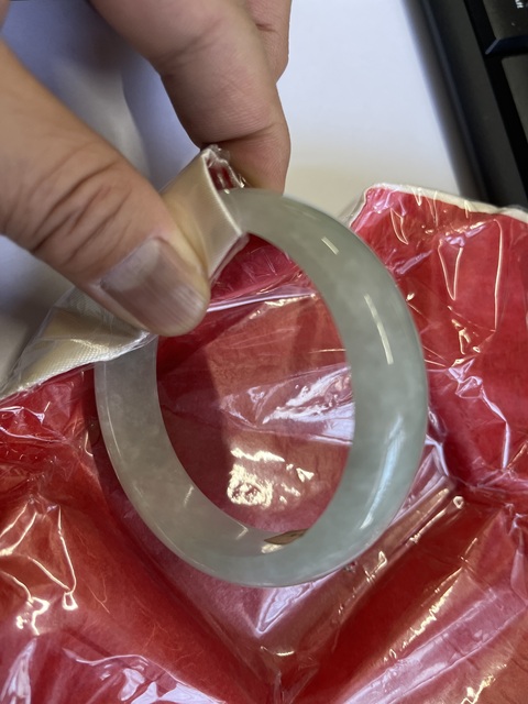 古玩玉器翡翠鐲子真品鑒賞圖