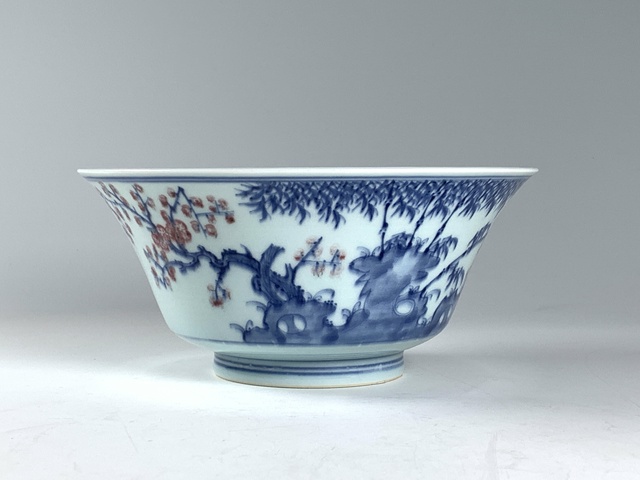 古玩陶瓷清中期·青花釉里紅梅竹雙青詩文碗拍賣，當前價格4440元