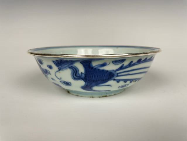 古玩陶瓷明萬歷·青花雙鳳紋淺腹碗拍賣，當前價格0元