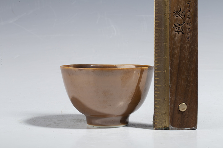 古玩陶瓷清中·紫金釉杯拍賣,當前價格1600元