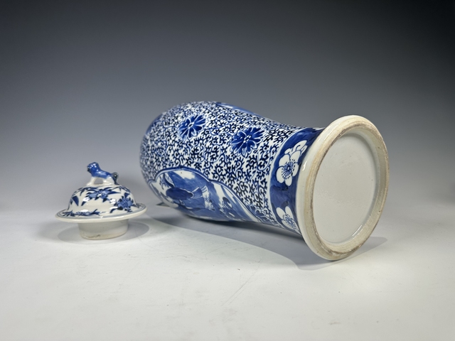 古玩陶瓷清晚期·青花教子圖紋大將軍瓶拍賣,當前價格7500元